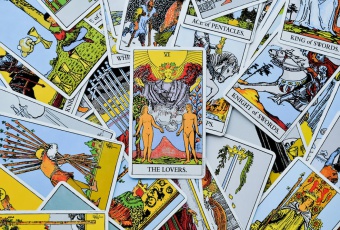 Giới thiệu 4 bộ Minor Arcana và hệ thống nguyên tố trong Tarot