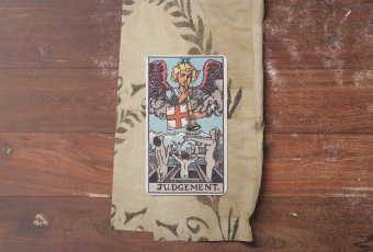 Lá Bài Judgement (Phán Xét): Sự Thức Tỉnh Và Tiếng Gọi Của Sự Tái Sinh